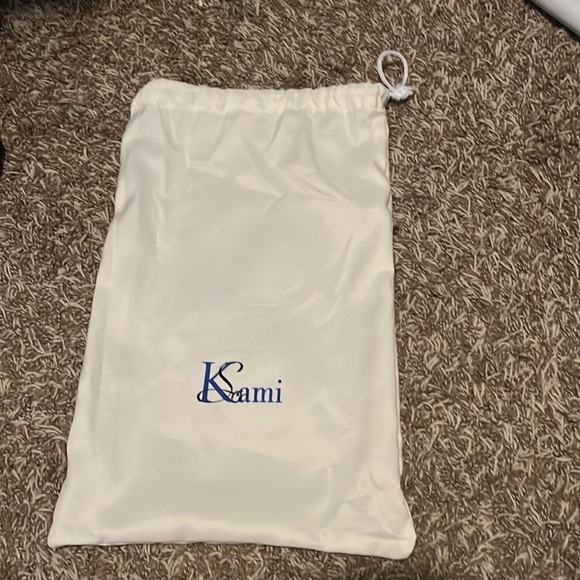 Lilac Kami-so ice skating tote - Picture 4 of 9